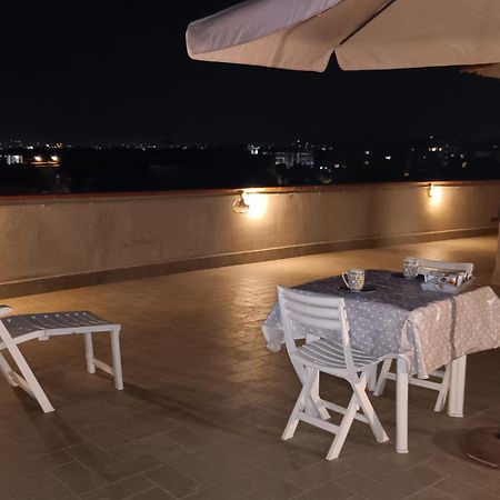 Il Rifugio Degli Artisti Apartment Наполи Екстериор снимка