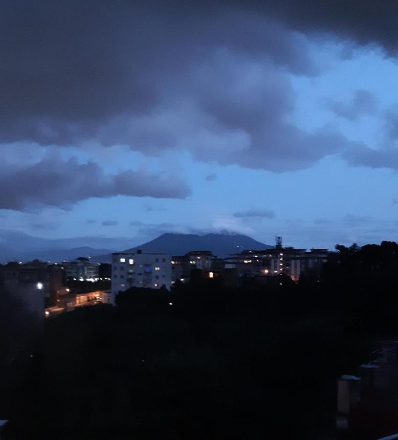 Il Rifugio Degli Artisti Apartment Наполи Екстериор снимка